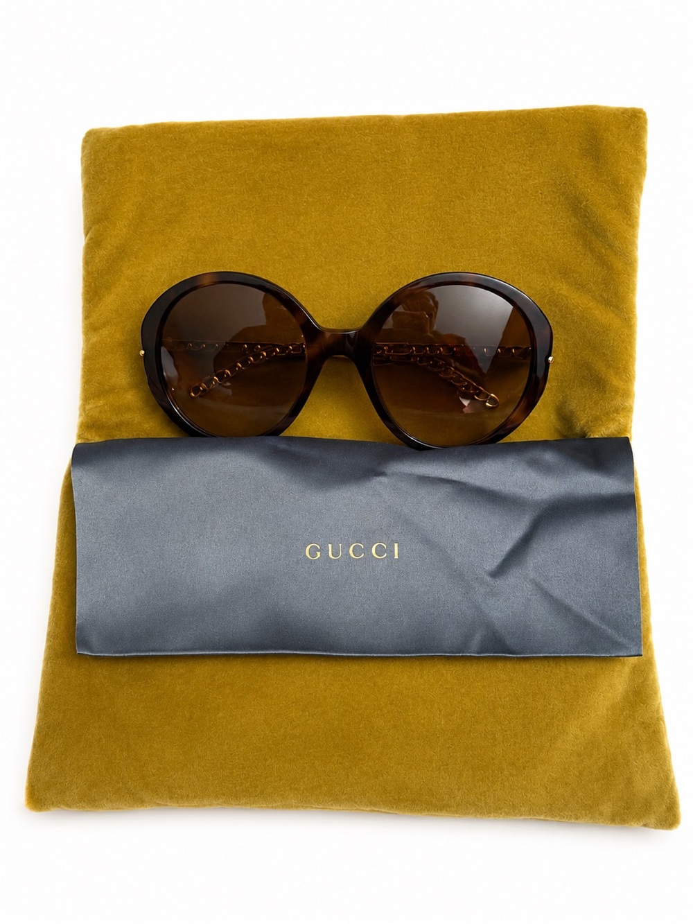 ✨Gucci Oversized Round Sunglasses with dangling GG ( detachable) ✨ - Picture 10 of 13